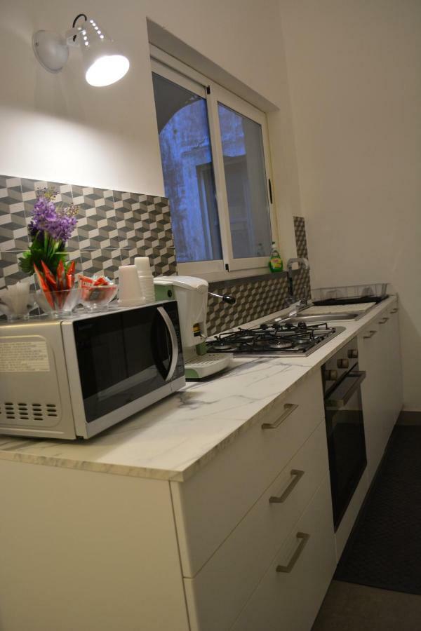 La Petite Suite Catania Bagian luar foto