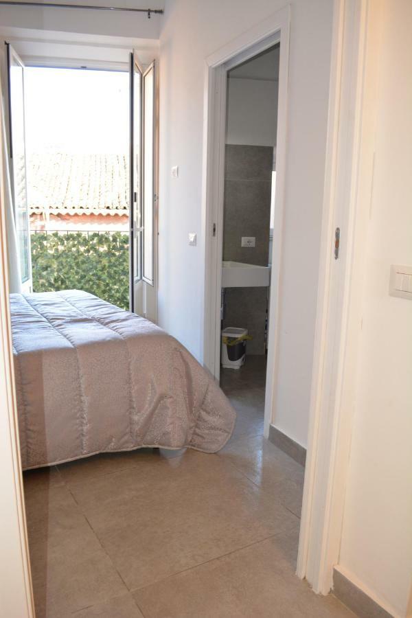 La Petite Suite Catania Bagian luar foto